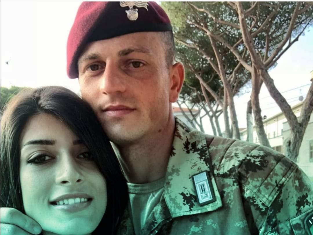 La fidanzata del carabiniere Iacovacci  ucciso in Congo: “ha fatto bene il suo dovere, sono orgogliosa di lui, non accetterò zone d’ombra”