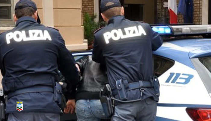 Polizia Milano Aggressione