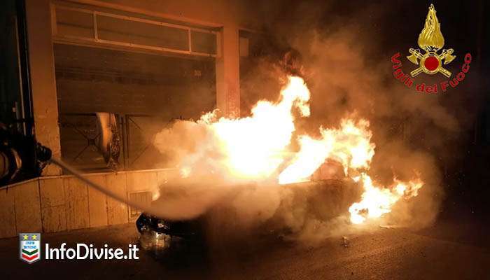Incendia auto per vendetta, ma sbaglia macchina e brucia quella di un carabiniere