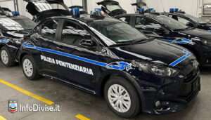 Polizia Penitenziaria auto Yaris Hybrid