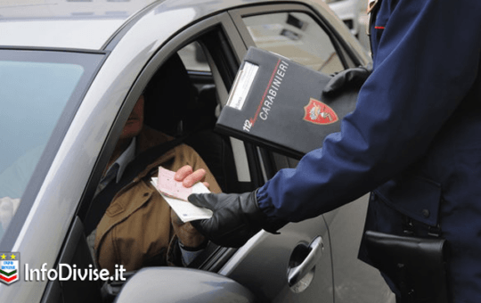 Falsificavano pratiche auto con aiuto di un carabiniere