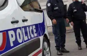 polizia Sedicenne in moto inseguito